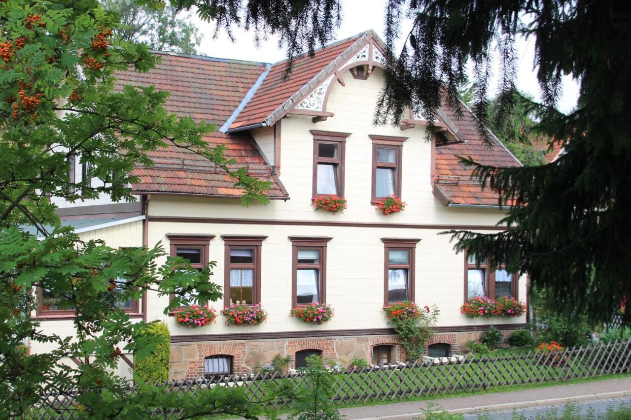 ホテル Haus Am Kurpark ザンクト・アンドレーアスベルク エクステリア 写真